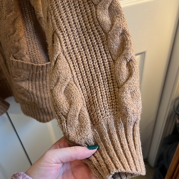 AEO Oversized Cable Knit Button-Up Cardigan in Light Brown - Picture 4 of 5